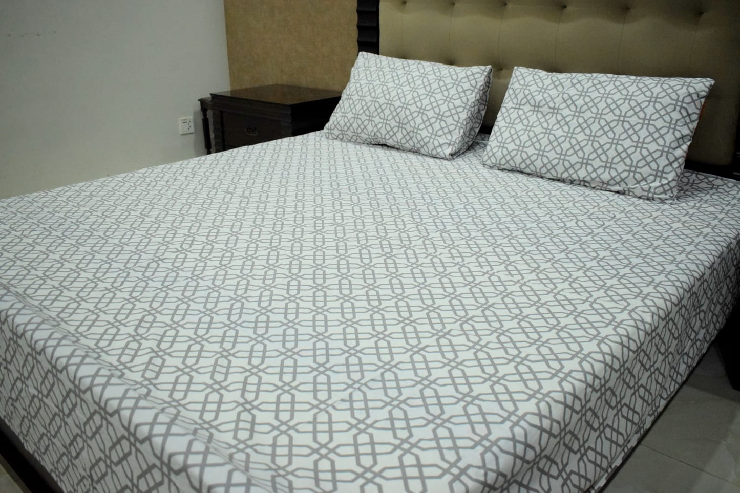 Product Code: PA095-Cotton Rich 3 Piece Double Bedsheet Set