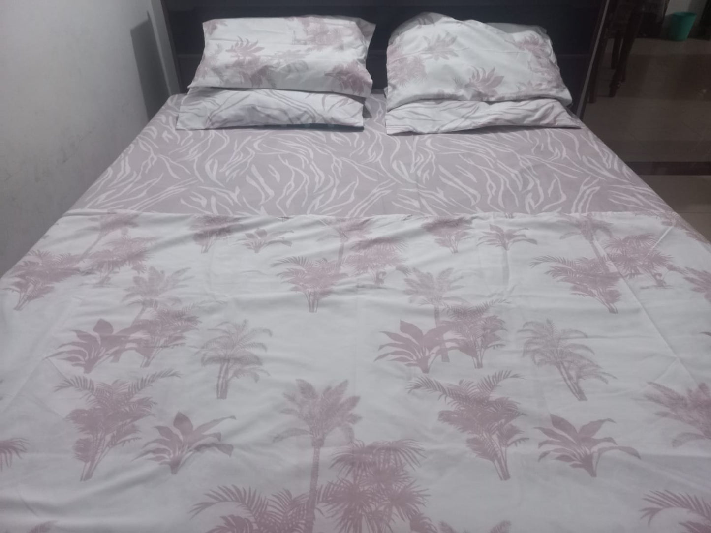 Product Code: PA262-Cotton Rich 3 Piece King Bedsheet Set